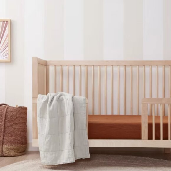 NWT - Parachute Toddler Linen Box Quilt - Color: Bone - Picture 3 of 5